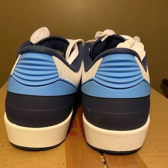 Jordan retro 2 low main image 5